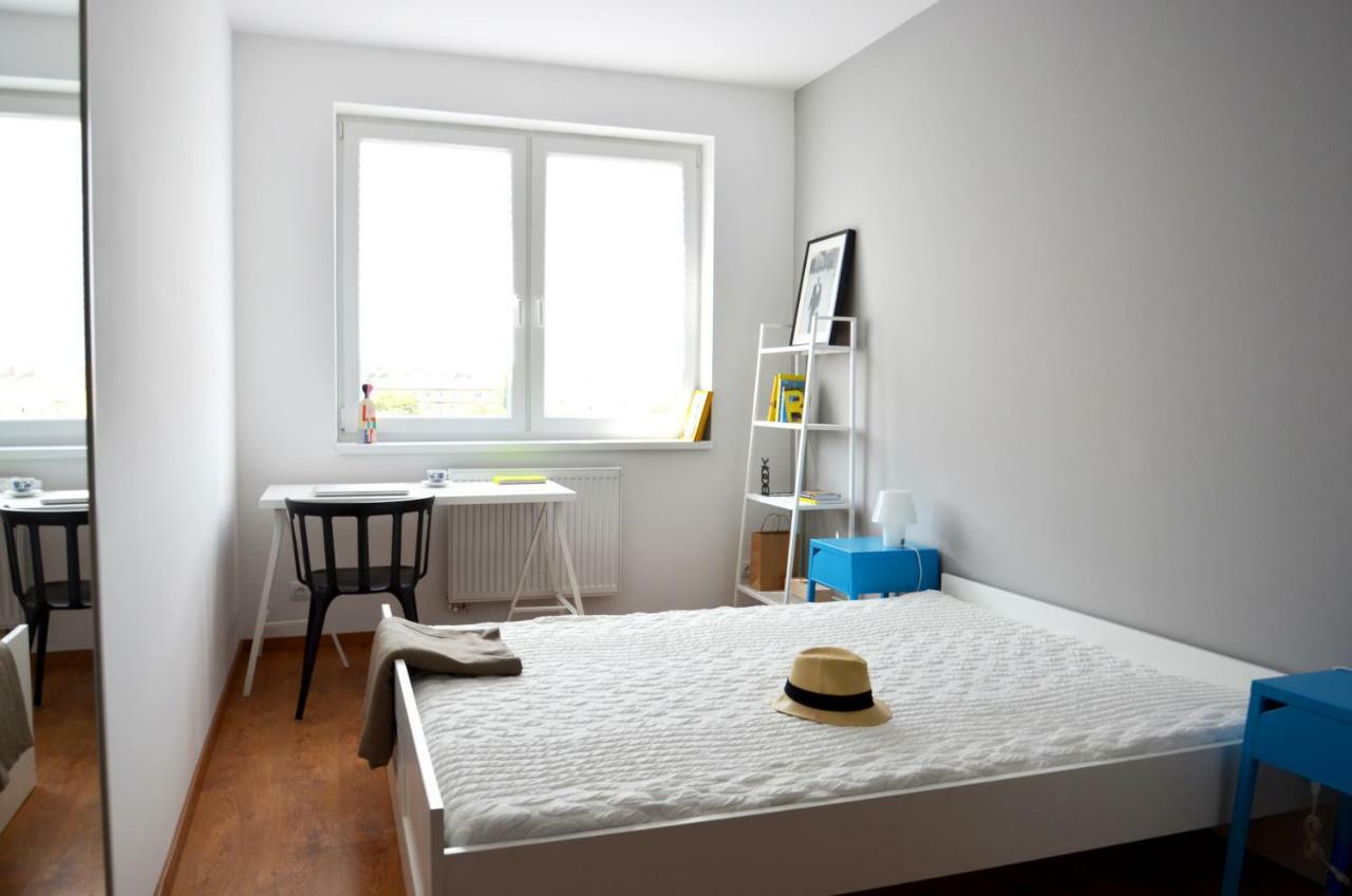 Brand New Apartment. Parking Spot Included! Братислава Экстерьер фото